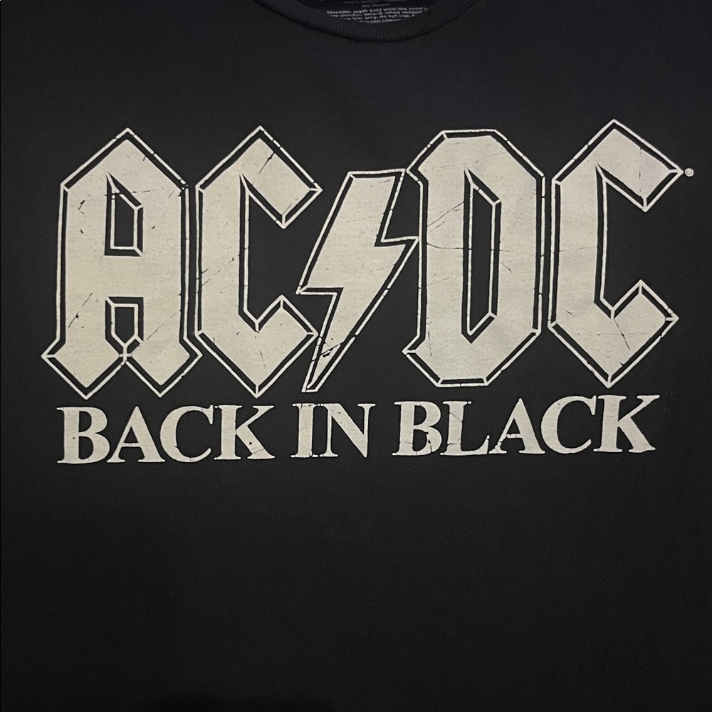 AC/DC Back in Black Large Band Shirt